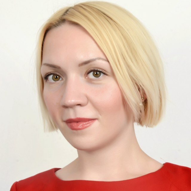 AnaBakerArt's profile picture. Contemporary visual artsist.