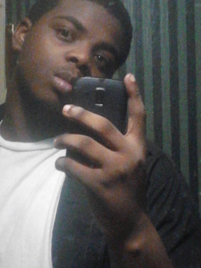 Bday July 17 1992.i have crazy creative mind, improving sketch artist i draw comic book characters famous ppl.ect other den dat imma lay back dude