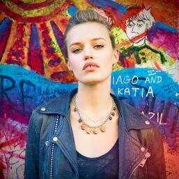 Modelo Inglesa || Mick Jagger es mi papá y tus argumentos son inválidos || (PARODY, RP ACCOUNT)
