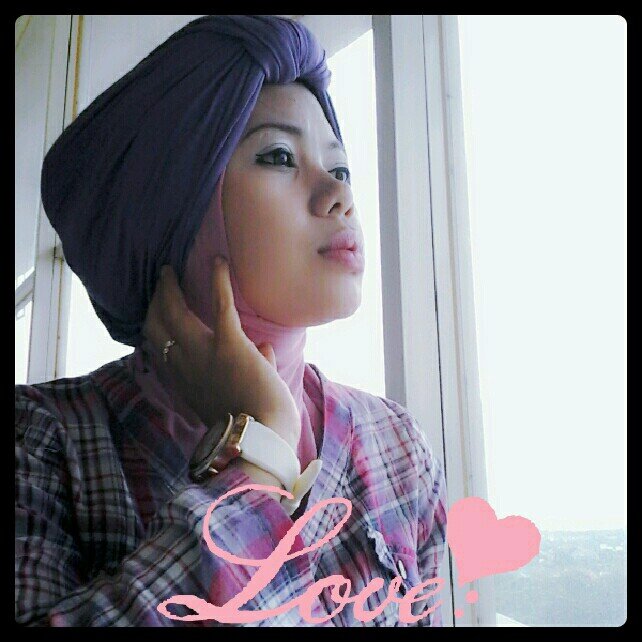 widyasusanti79's profile picture. 