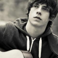 Youre la a hurricane flows away the good, swept again! xx -My love song is the last one-