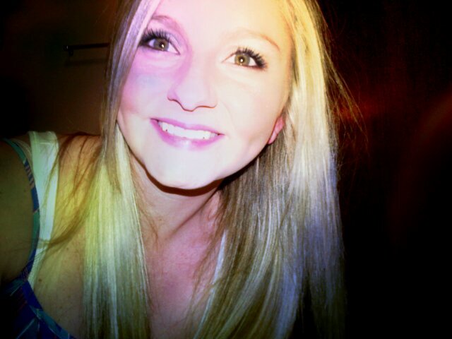 AmberHeatherB's profile picture. 