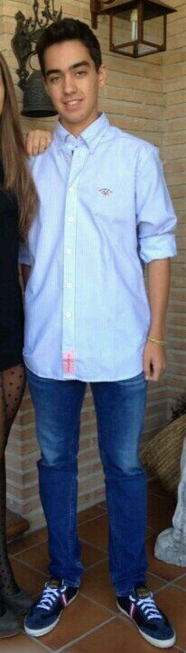 LOLOLO'S.                                                                     Valpa