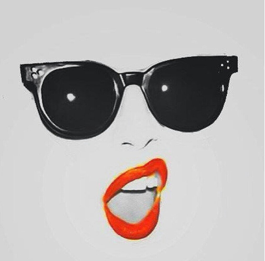 ‏عشرينيه وطموووحي اصير هاموره ♡_♡