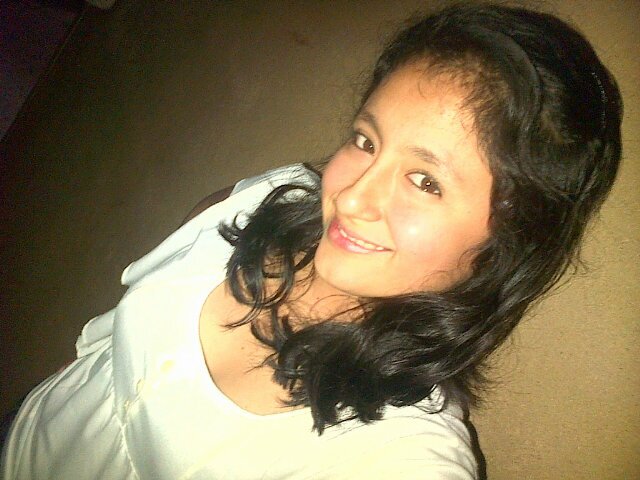 Amigable, sociable, y una amia mas para ti.. ;)