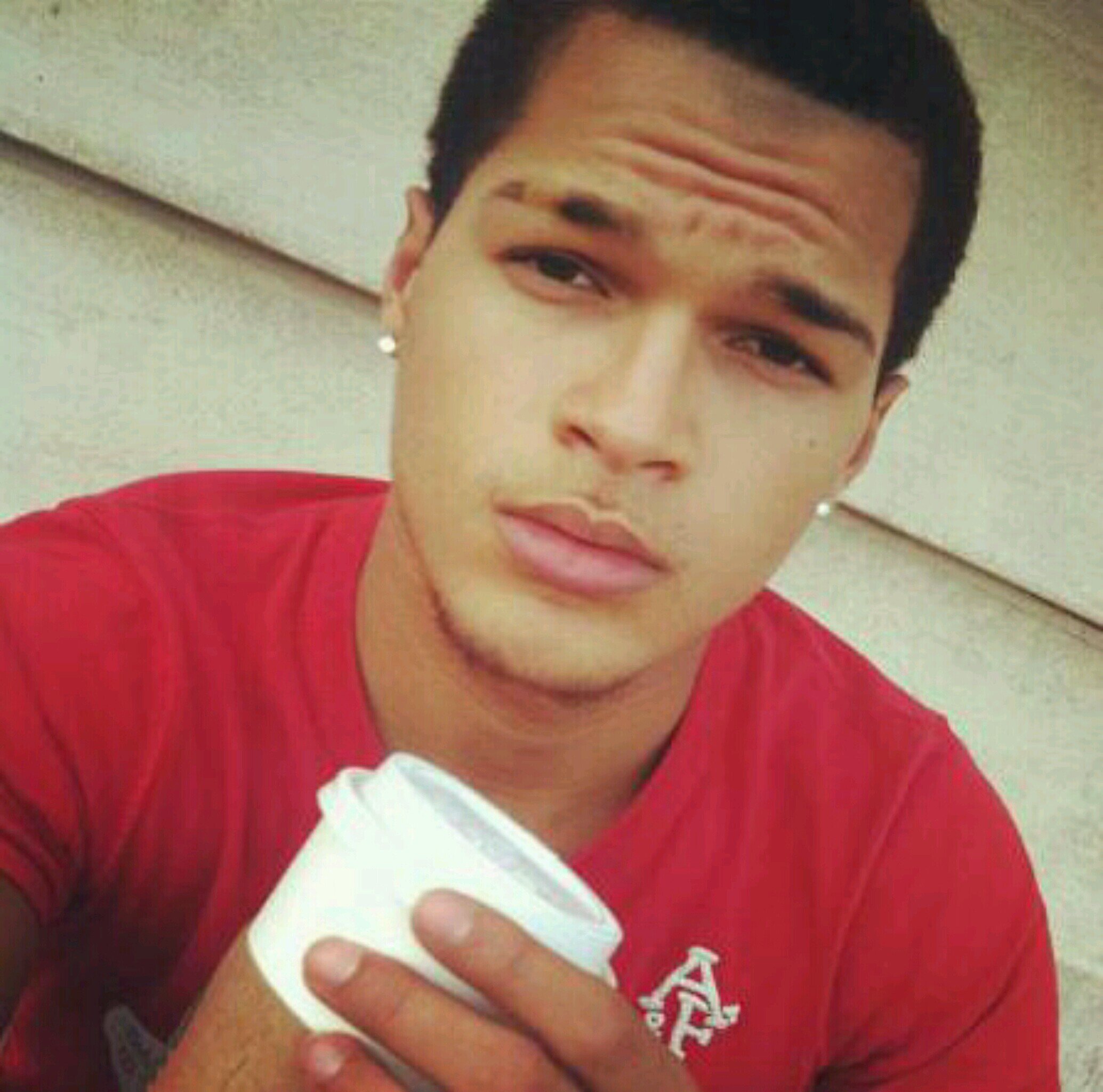 kik: garee_bearr (no catfishes) | Dm me for my skype/oovoo username (no creepos)