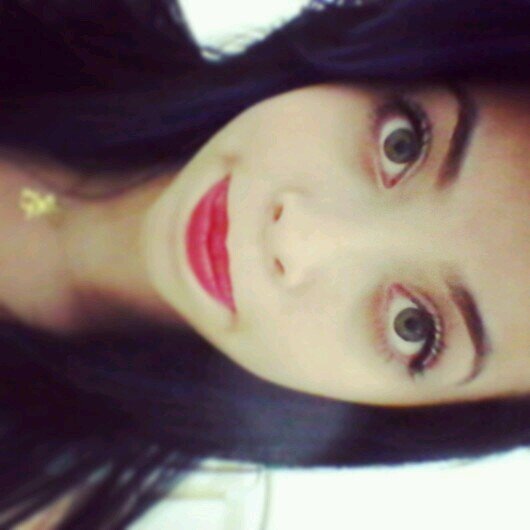 Sigo de volta, tenho cabelo azul e sou legal u-u