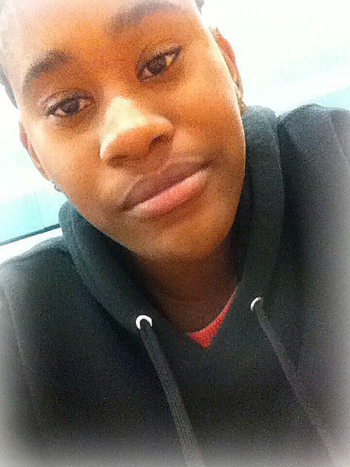 FOLLOW ME ON IG :__kebothacoolest AND MY MIND TWITTER KEBOGOTTI7