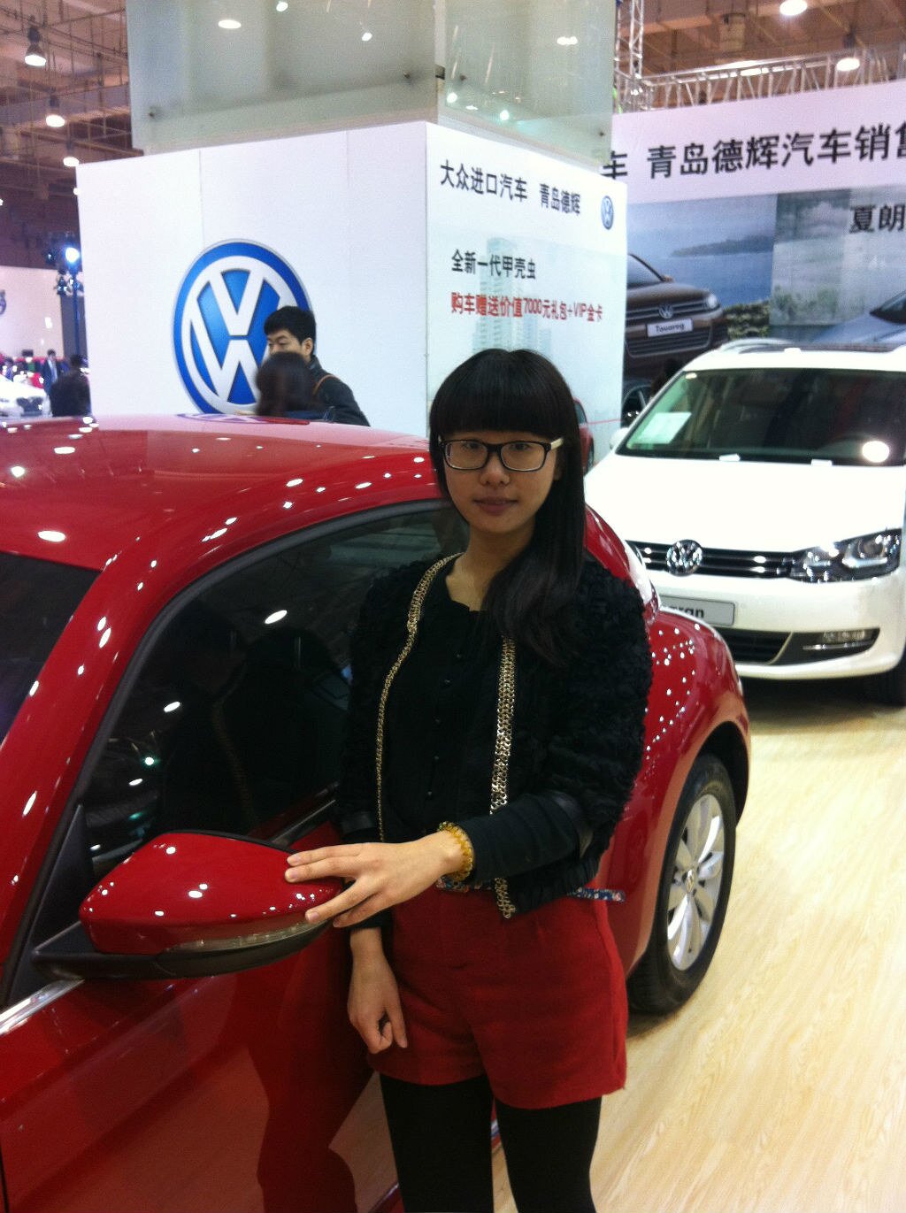 Rachel8827's profile picture. Wheel loader，Excavator，Concrete mixer