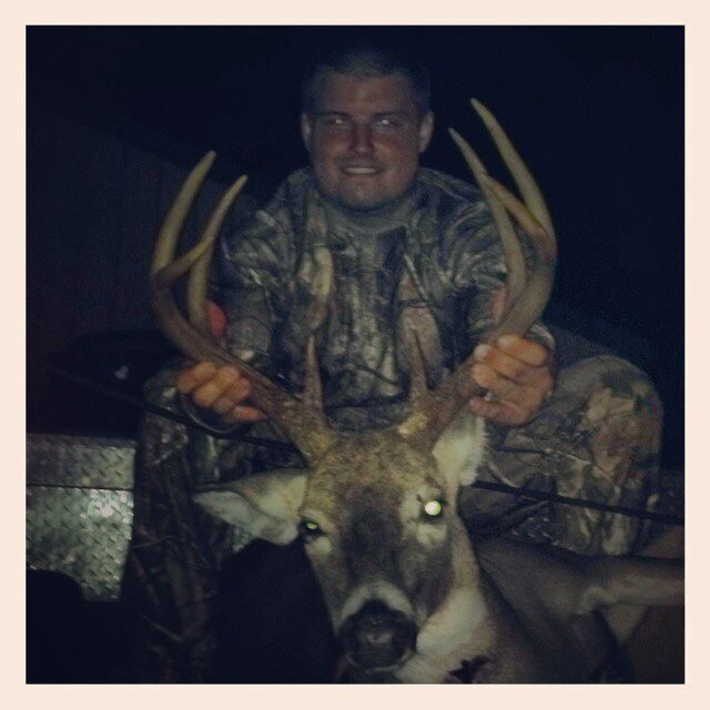 #RIPeli #eaglepride #money #forestry #bowhunting #deerhunting #pse #bear #zr2 #deerhunting. Hunting is life. #elite #schwacker