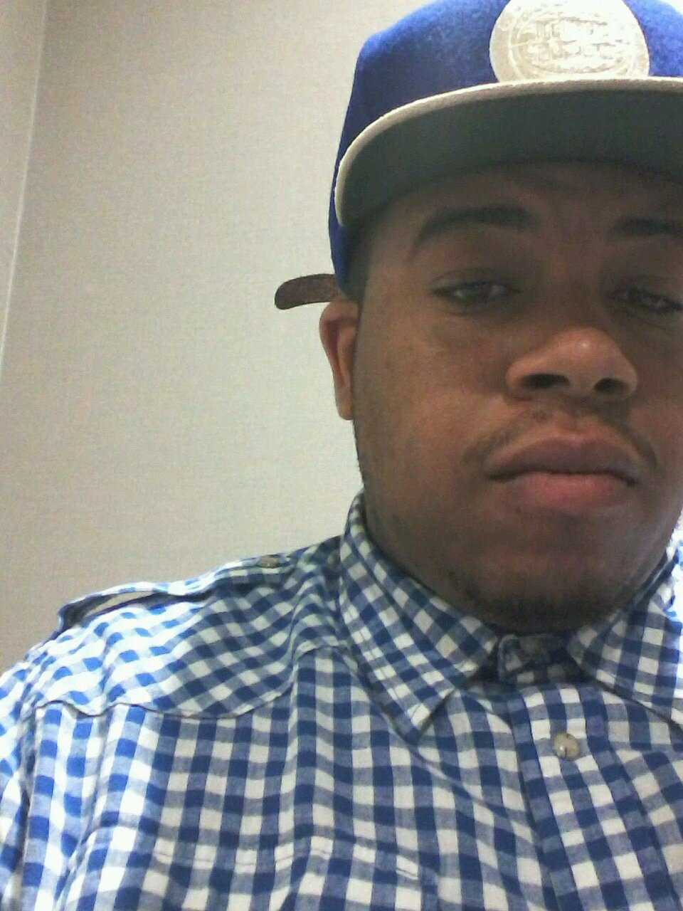 hmu on Instagram @justdorian_