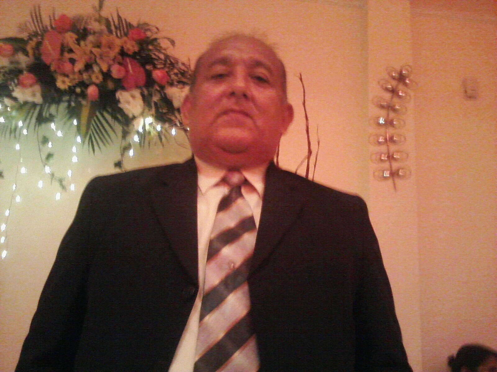 DIOS SIEMPRE A ESTADO A MI LADO CUIDÁNDOME EN TODO TIEMPO DESDE EL VIENTRE DE MI MADRE