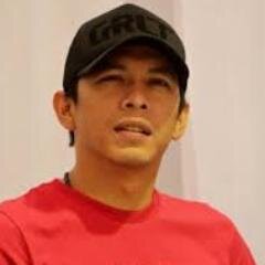 jangan biarkan penyesalan masa lalumu lebih berkuasa dari pada impian masa depanmu