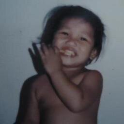 Amoetuniteparmi's profile picture. Don't Talk If Your Mouth Is Full ..... :)