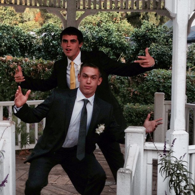 jessetoro22's profile picture. How do you grammer