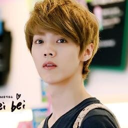 ผมน่ารักนะ น่าฟัดนะ ถ้าได้ทักได้รู้จักจะติดใจ*อมยิ้ม*ผมรอคุนอยู่นะคับ #YFAM# | พี่สาว : @ohsehun_00BOTH |