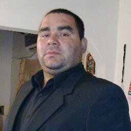 Servicio de traslado de pasajeros con conductor incluido. TAXI. Precios preferenciales A.A. - Seguro de pasajeros. Viajes Nacionales.