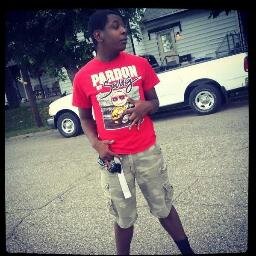 Jus a young Blackenese kid tryna make it..
 #LastKings #TeamFollowBack #TeamXbox360   #Snapbacks&Camos #TalibanGang #Squad