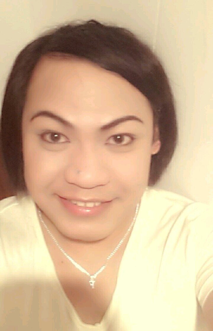 wilfred101983's profile picture. Is badly inlove