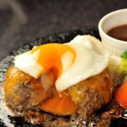 ikebukuro_berg's profile picture. あの王様のブランチでハンバーグ部門全国１位を獲得するなど多数のメディアで注目の「大人のハンバーグ」。田町、渋谷、池袋にお店を構えております。Facebookページ、LINEだけのお得な情報も配信中！池袋のハンバーグといえば『大人のハンバーグ』！！ぜひいらっしゃってくださいね＾＾