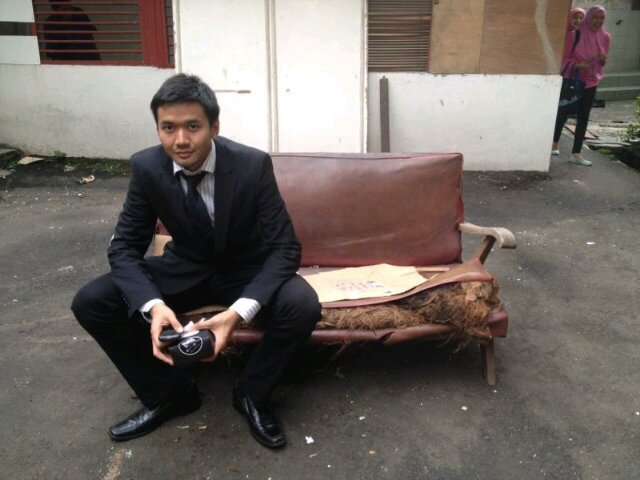 @FKUI2009 @BFMFKUI @abnonselatan @TeaterAbnon