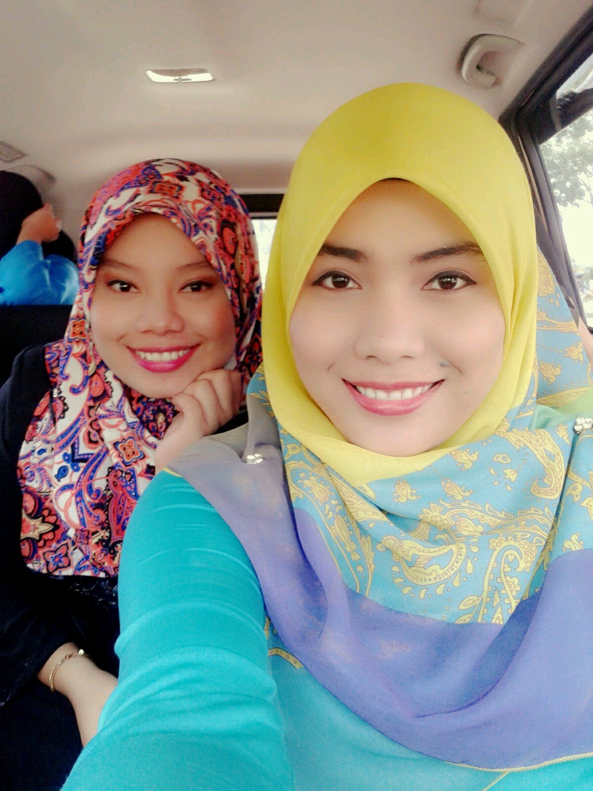 Nur Amalina,21, Jitra Kedah ♥..Add me facebook: liena_amalina49@yahoo.com...Instagram:nur amalina