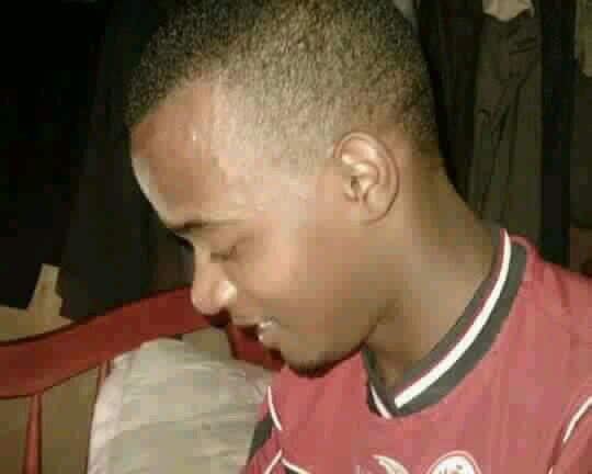 raykambex's profile picture. 