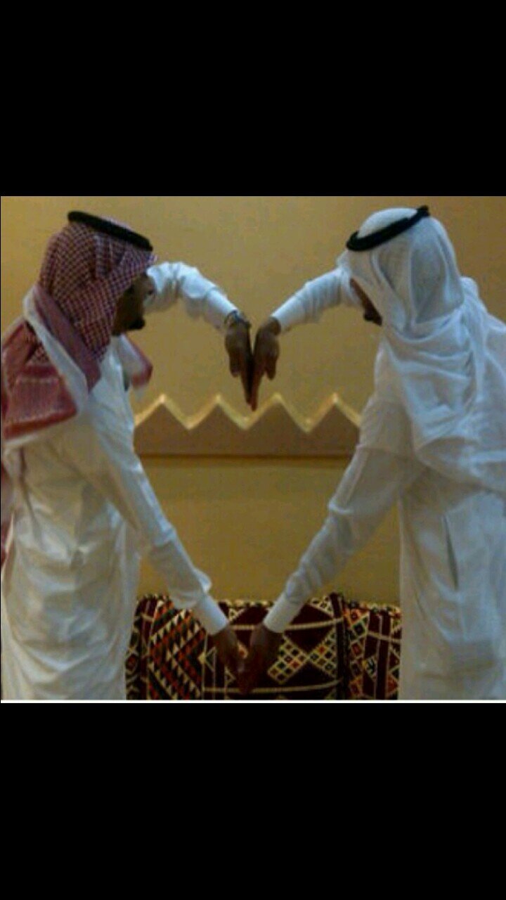 _آلطيبونَ عندما يتألمونَ .. يصصمتونَ ♡̷
