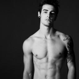 Tios_increibles's profile picture. Las mejores fotos de los tíos mas buenos.