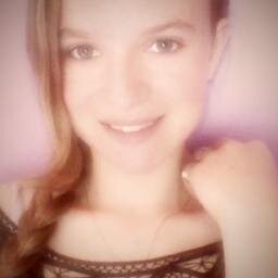 WelterLara's profile picture. Não deixe que a inveja dos outros tome conta de você..... ♥