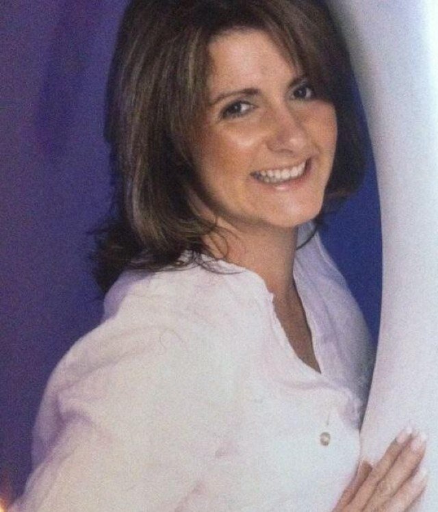 Julie_altro's profile picture. 