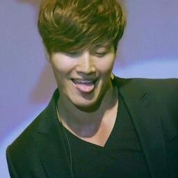 อยากให้ฮยองมาไทยอีกบ่อยๆ ให้โลกรู้ว่า ไทยแลนด์รักคิมจงกุกไม่แพ้ชาติใด! ขอบคุณครับ