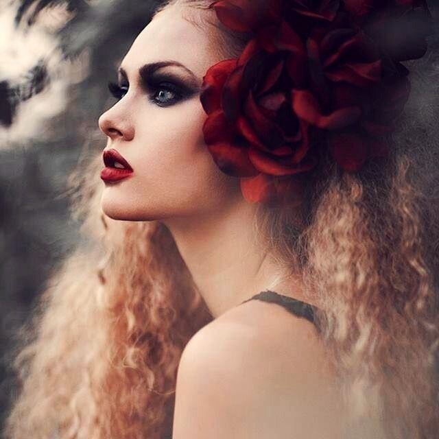 ViscousVampire's profile picture. Find a vampire and get bitten.