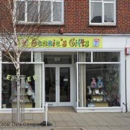 JenniesGifts's profile picture. Home made gifts, crafting materials, hot drinks, home made cakes, celebration cakes, nappy cakes and other unique items.