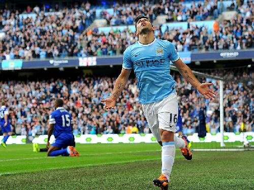 Manchester City 
Sergio Aguero
#MCFC #SuperKun