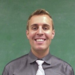 8th grade English teacher at Norfolk Junior High School, Latinist, runner | 13.1 x 4 | 26.2 x 7 | 50k x 1