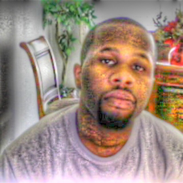 Ima lover not a fighter !!! .... IG: keezy_B05
