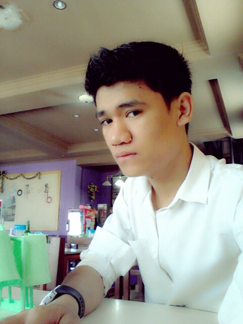 I love JESUS,my famiLy, and CNKS..,,