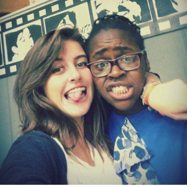 je suis francaise je follow back!!