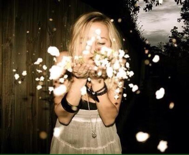 Dont't chase anything but drinks&dreams. ✨✨✨✨✨✨✨✨✨✨✨✨✨✨✨
