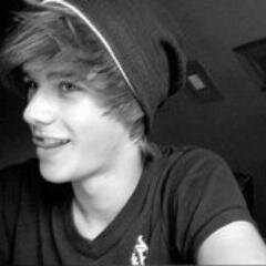 Lindsey bestfriend. Ik hou van jakee , kus anne.