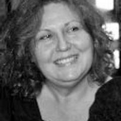 Marketing & Communications Manager at Associated Retina Consultants.
