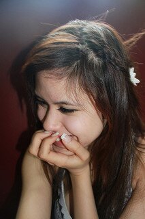 Cabeza en alto, mantente firme, finge una sonrisa y continua