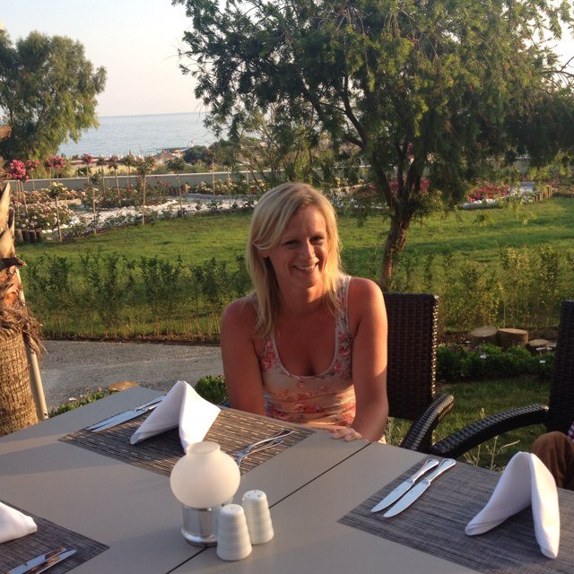 icedgems83's profile picture. 