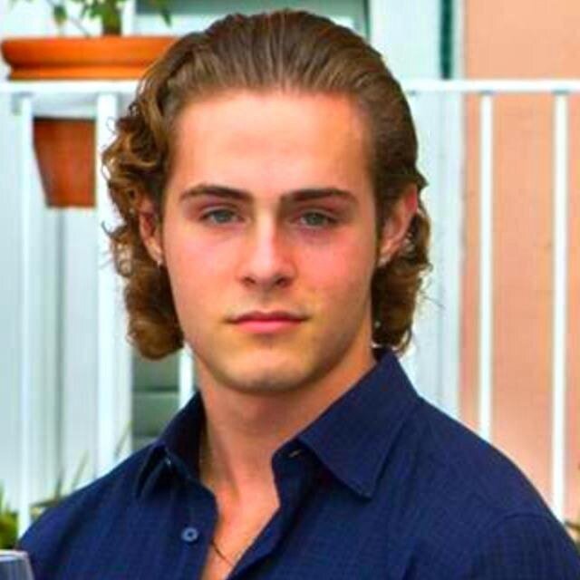 dylanthetypeof's profile picture. I have a 12.0 GPA
#ISLM_MAXI