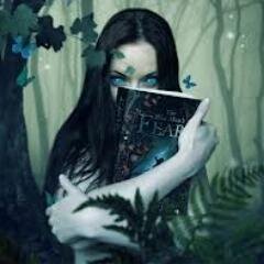 Apenas uma amante inveterada da literatura fantástica