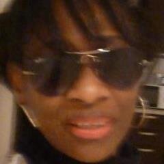 1Yemisi1 Profile Picture