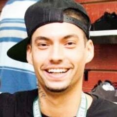 Trechos de músicas do @FilipeRet e entre outras do rap nacional. #maravilha