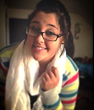 Just a small town girl with big dreams who loves music more that anything!