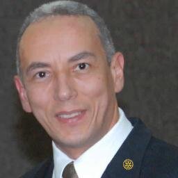 Enaldo Oliveira, Analista de Sistemas pela UCB-Universidade Católica de Brasilia - DF, sócio da ECOINF Informática Ltda,